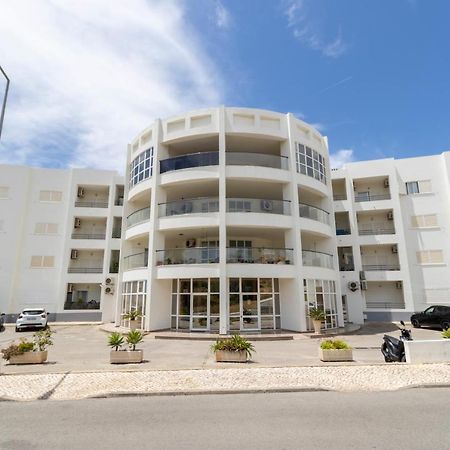 Spaceful Apartment In Albufeira Zewnętrze zdjęcie
