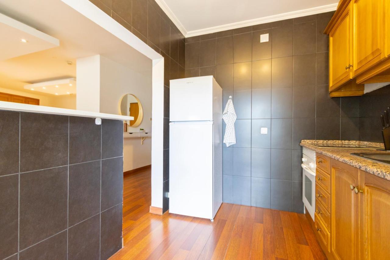 Spaceful Apartment In Albufeira Zewnętrze zdjęcie