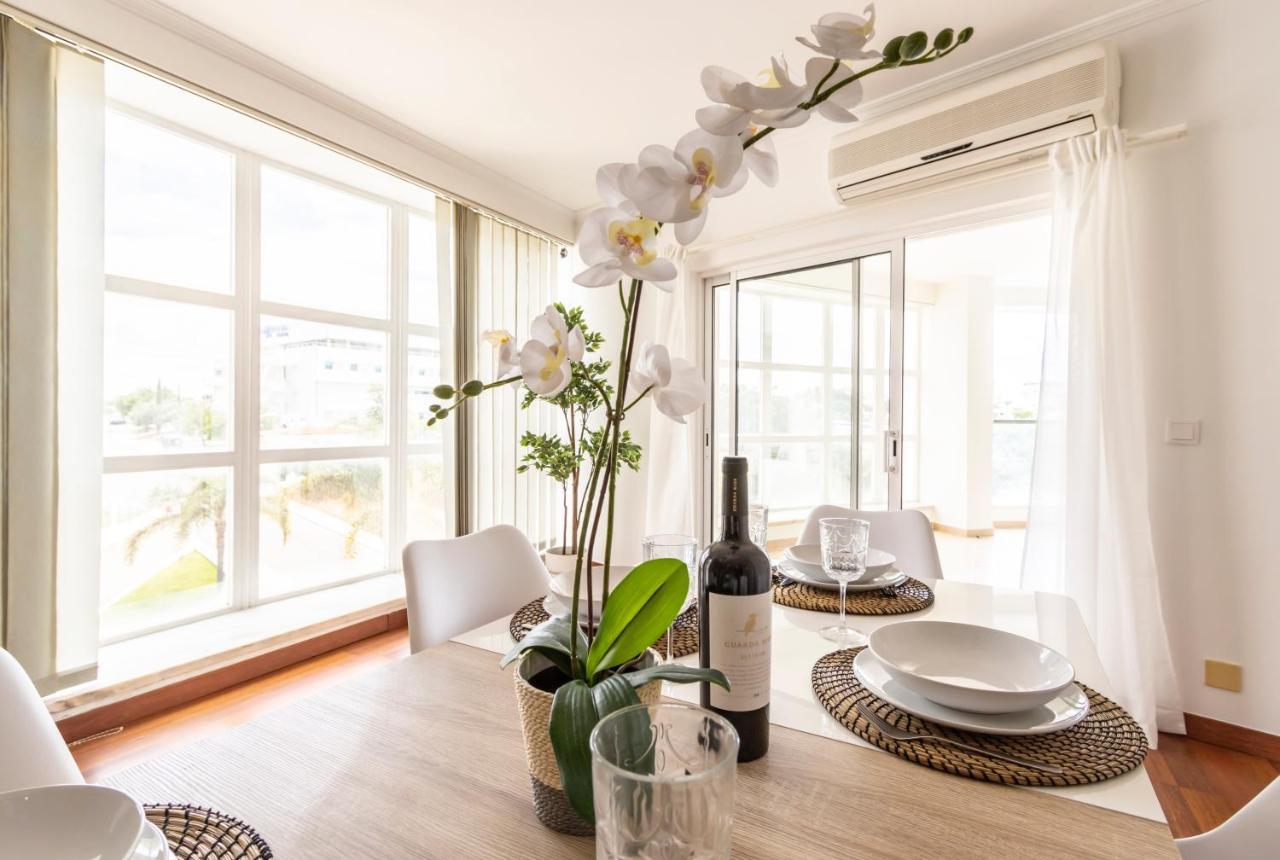 Spaceful Apartment In Albufeira Zewnętrze zdjęcie