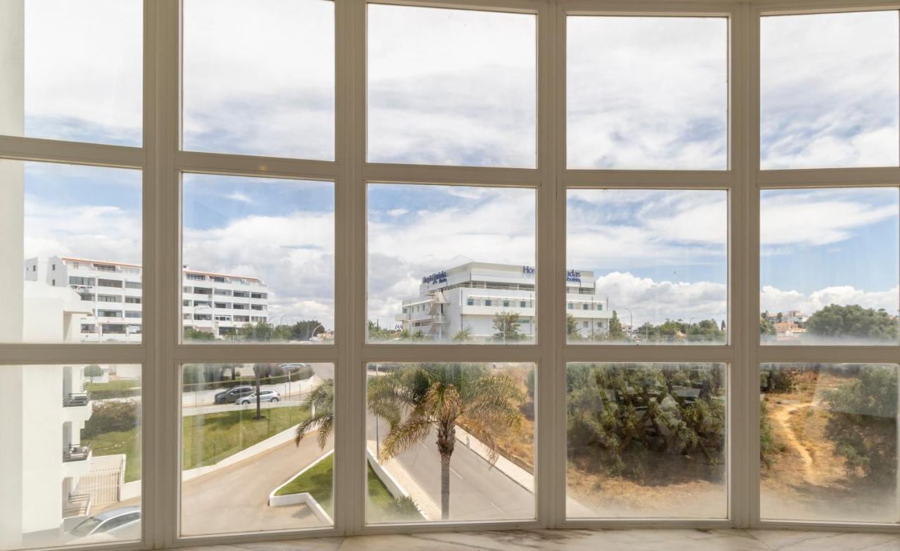 Spaceful Apartment In Albufeira Zewnętrze zdjęcie